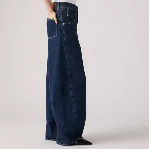 NEW Levi's Super Baggy Barrel Leg Blue Jeans in Dark Wash Women's 33 - Picture 4 of 13